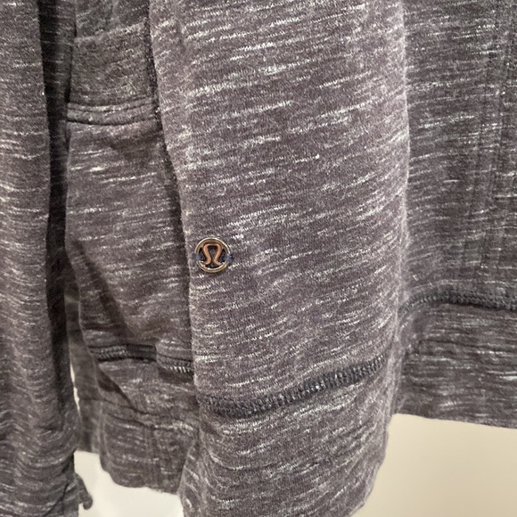 lululemon sweatshirt jacket - Picture 3 of 4